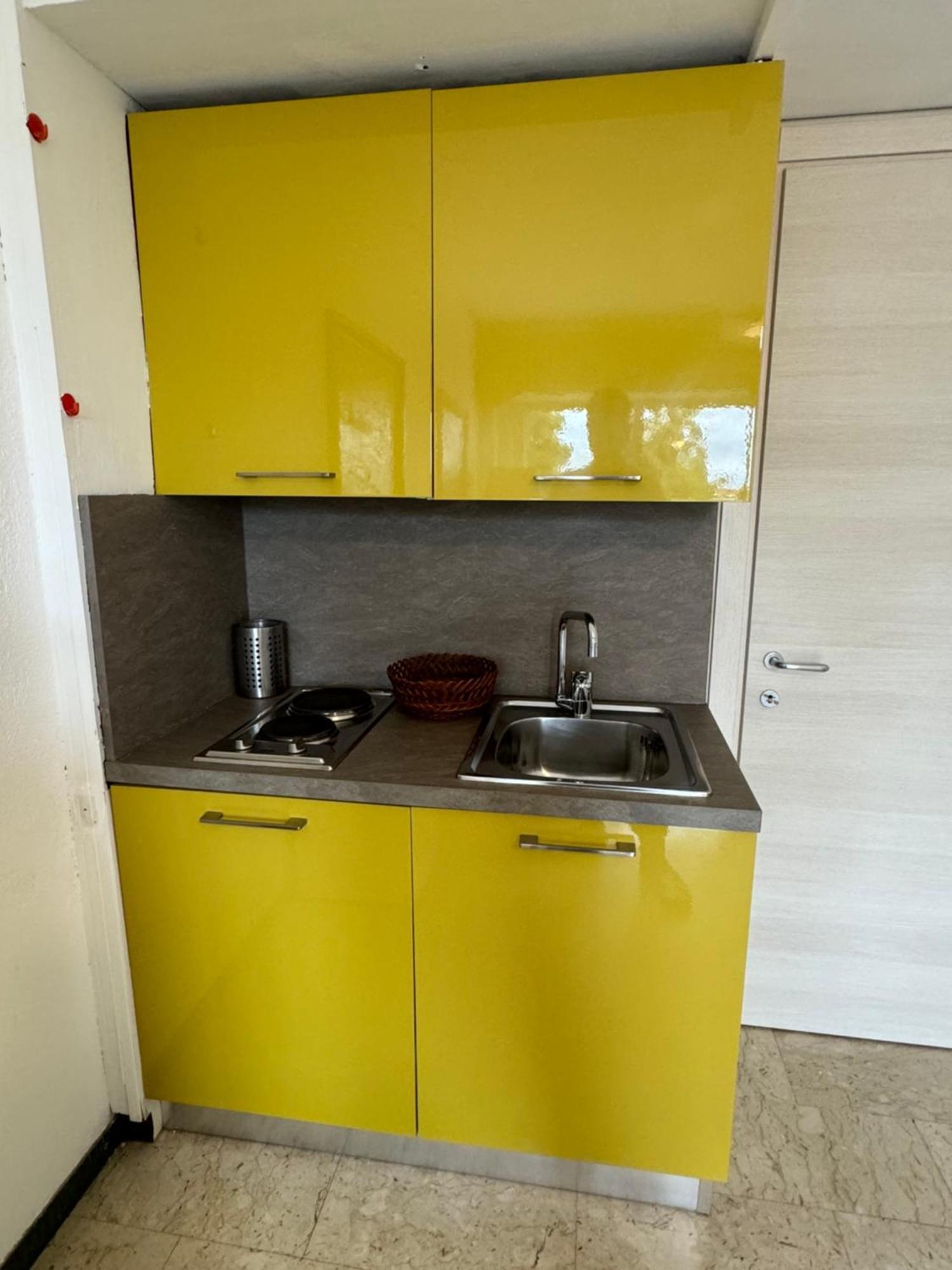 Tirrenia Beach House - Sea Front With Private Beach Sanremo Ngoại thất bức ảnh